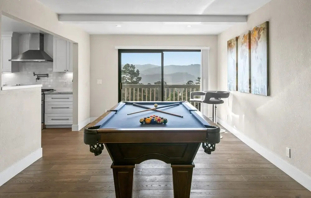 Newly Remodeled 4/4 With Bonus Room! Spectacular Valley Views! Aquarium Passes Available
