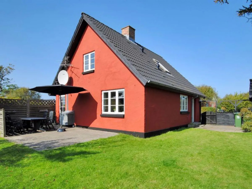 Holiday Home Indi - 400m from the sea by Interhome