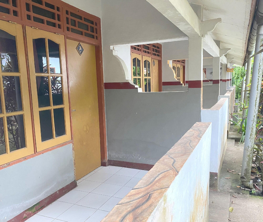 OYO 93617 Hotel Lanang