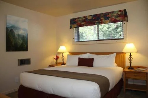 Big Sur River Inn