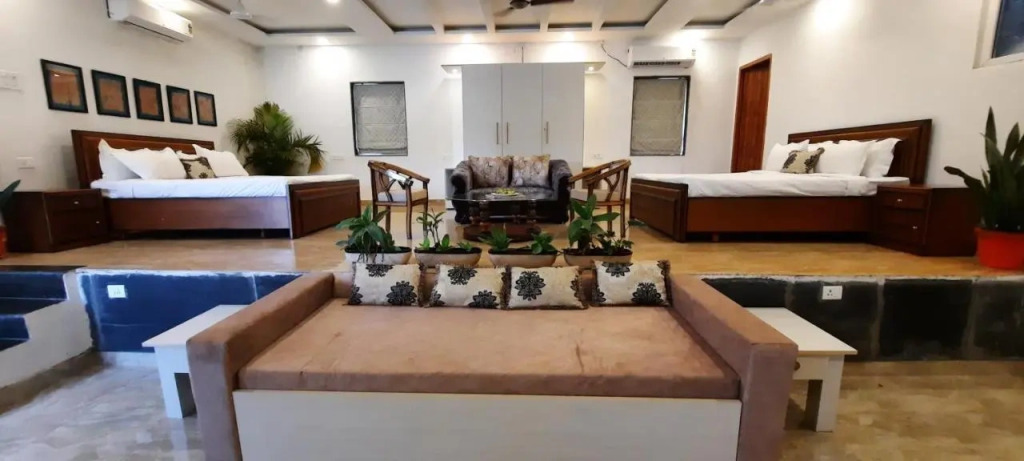 Meeram Ganga - A boutique homestay by the Ganges