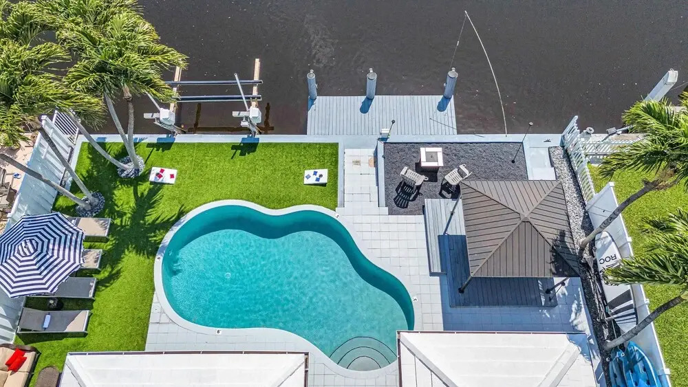 Waterfront Bungalow Heated Pool Pineapple Key