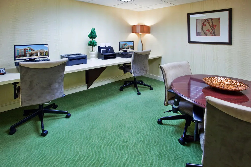 Holiday Inn Express & Suites Greenville-I-85 & Woodruff Rd by IHG