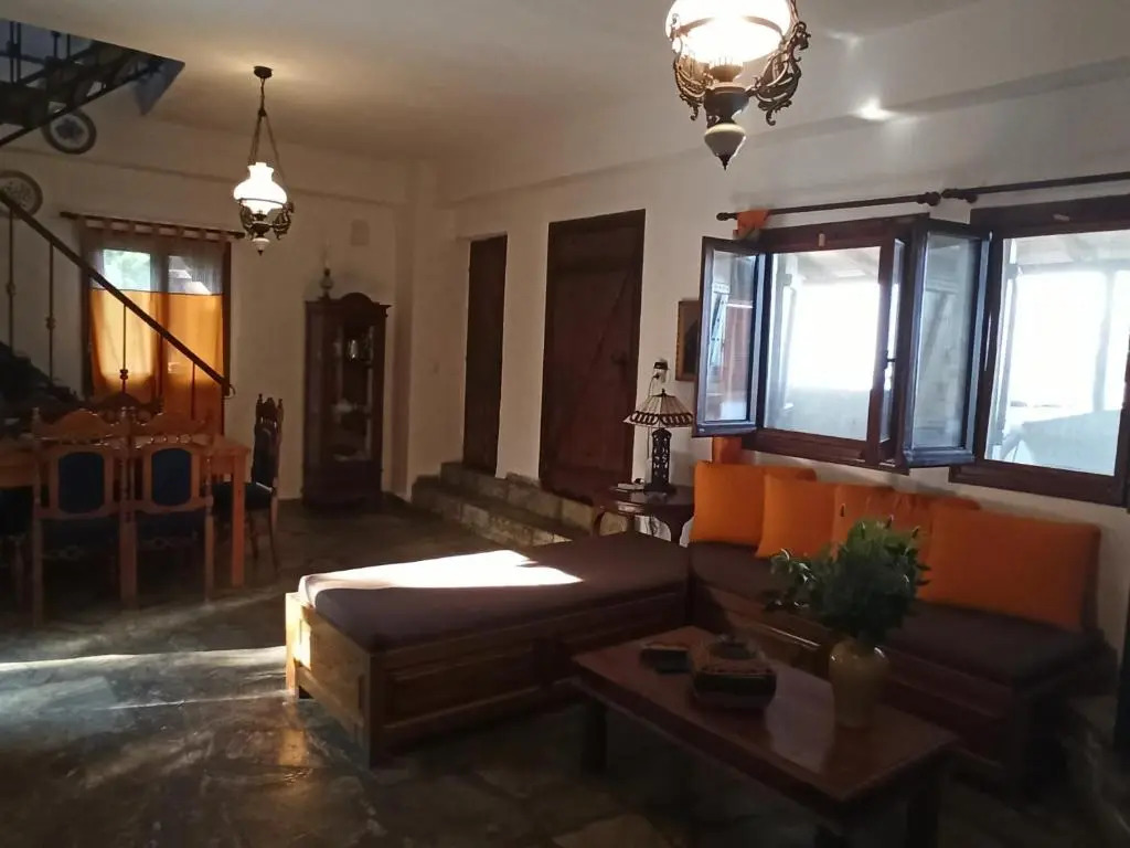 Deep Blue Villa at potistika