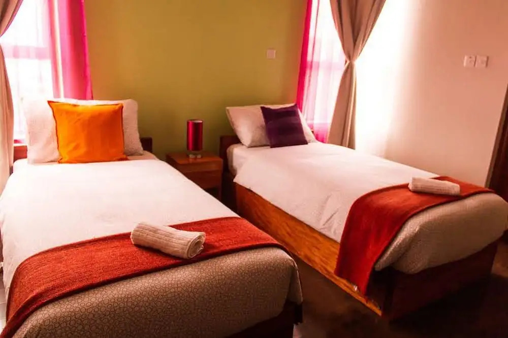 Huku Qwetu C5 City Breeze Apartment