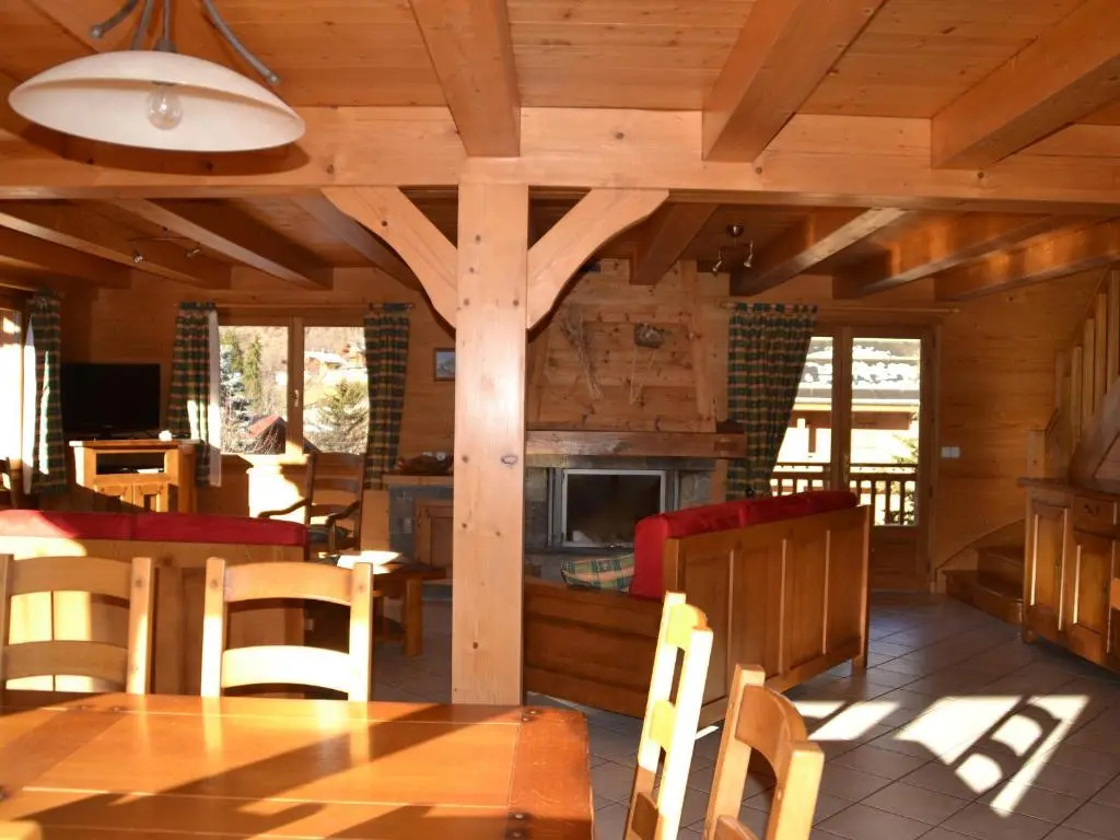 Chalet Le Grand-Bornand, 7 pièces, 14 personnes - FR-1-467-64