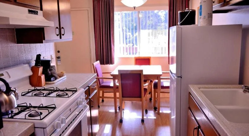 Pacific Gardens Inn