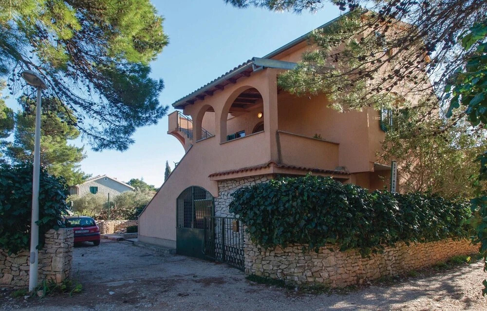 Stunning Home in Jadrija With Wifi and 1 Bedrooms