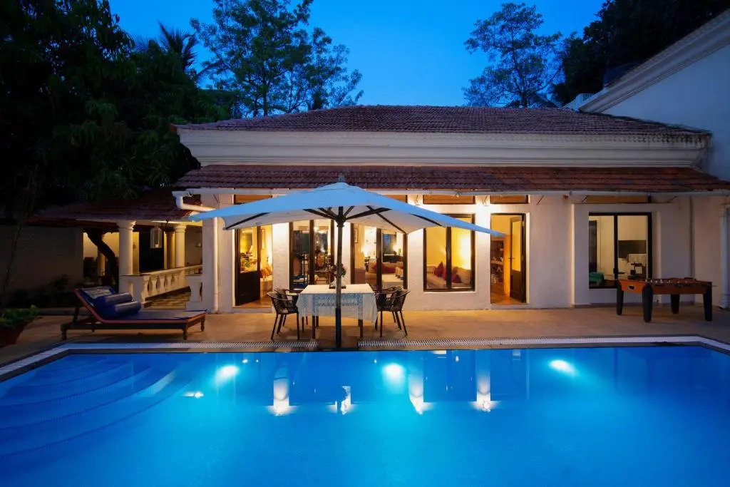 StayVista at La Bougainvillea with Heritage Home