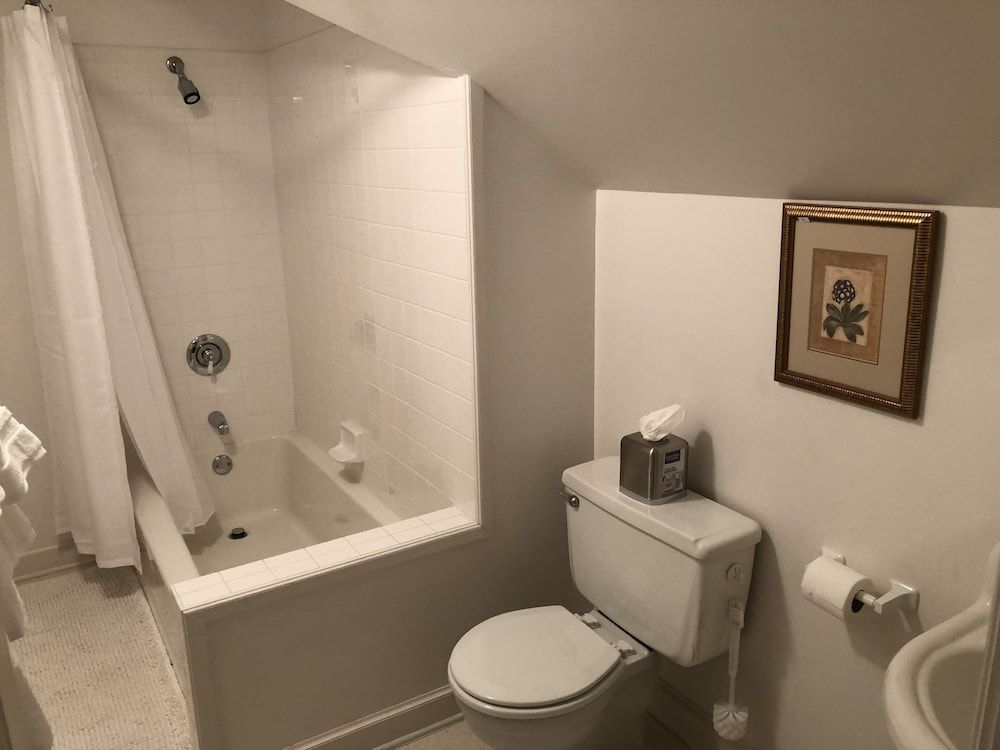 Love Lane Bed & Breakfast