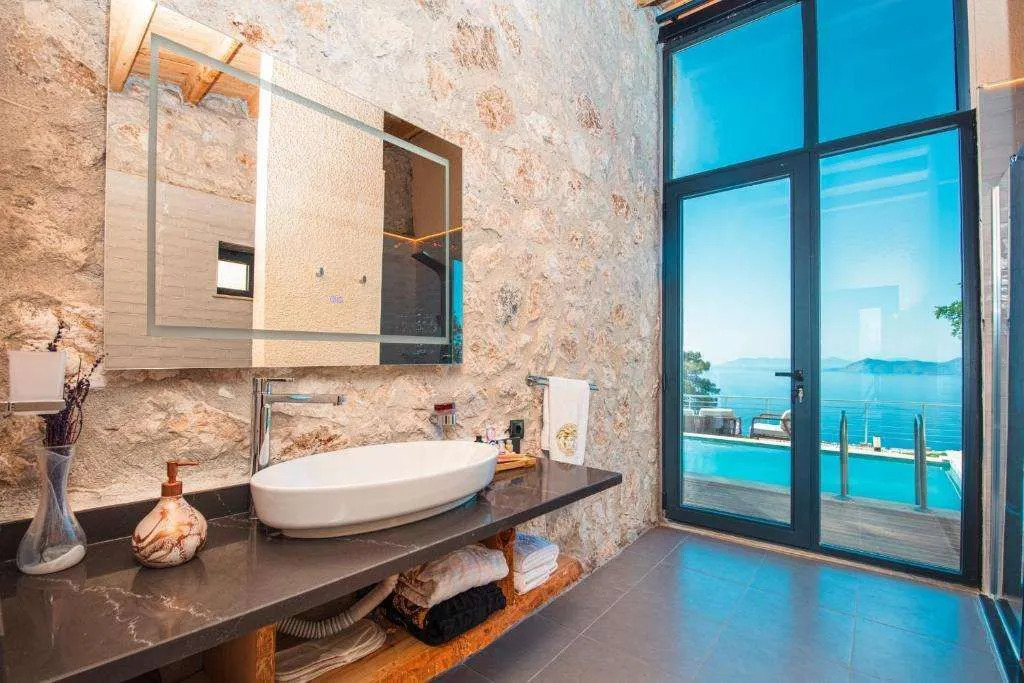 La Luna Faralya Villa 01