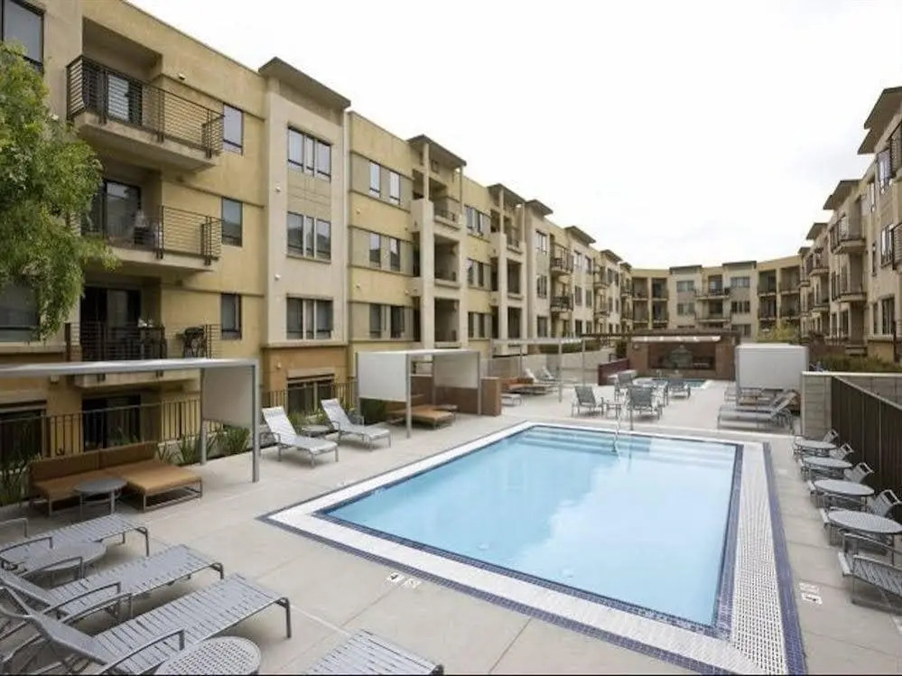 The 5600 Wilshire Boulevard