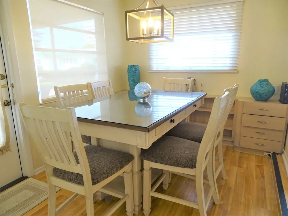 Aloha Kai - Unit 52N - 2 Br Townhouse