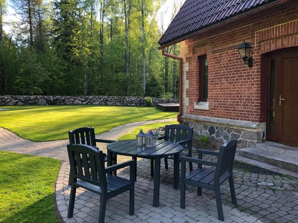 Mednieku Namiņš