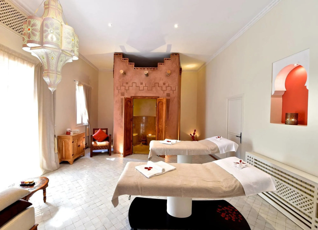 Domaine de la Roseraie Resort