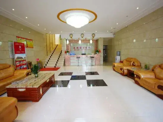 Changshun Holiday Hotel