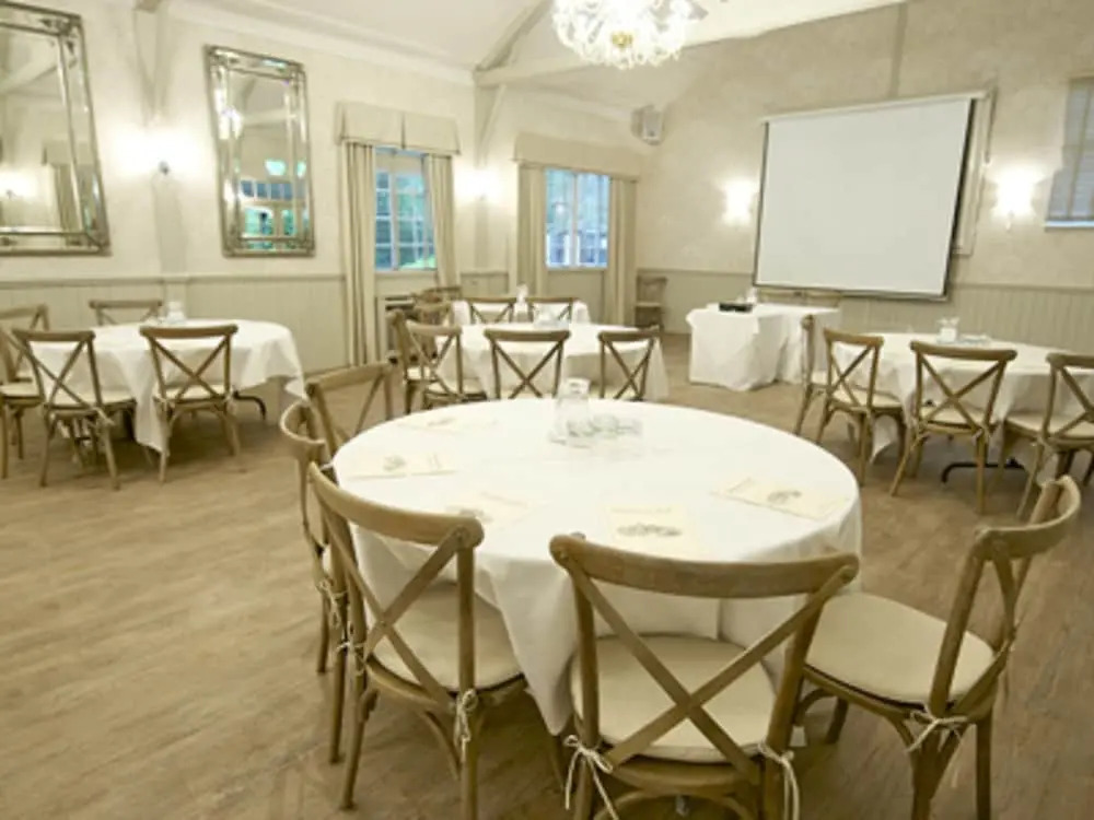 Ravenwood Hall Hotel