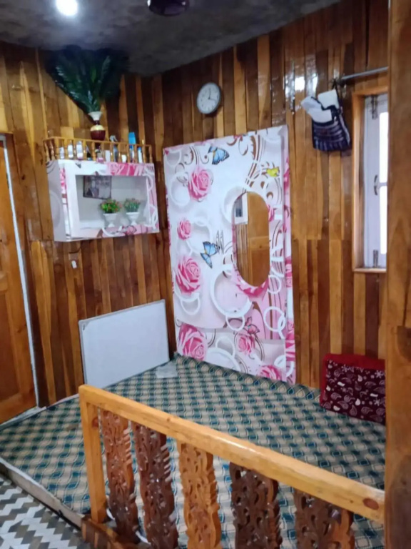 POP 92683 Tabasum Homestay