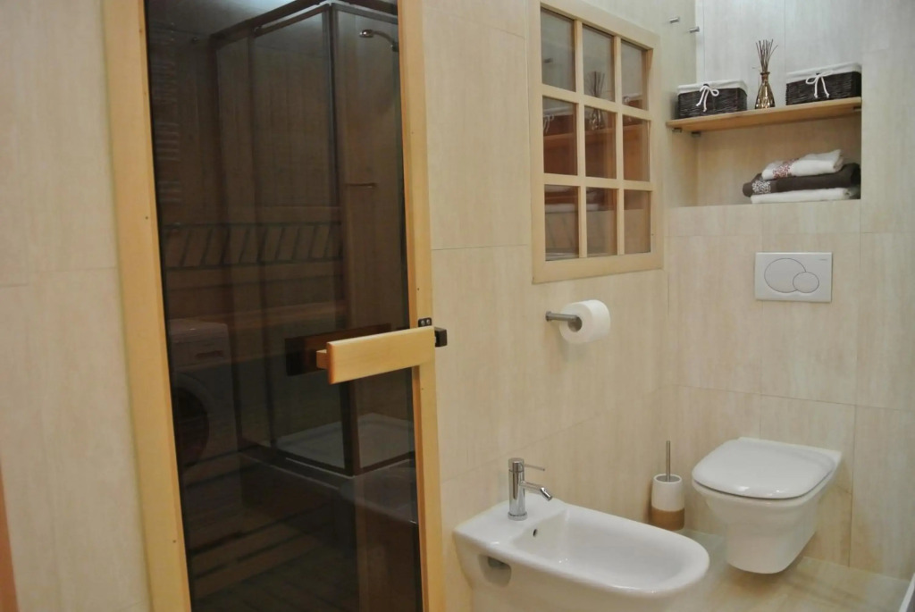 Apartament Królewski z sauną ogródkiem i tarasem