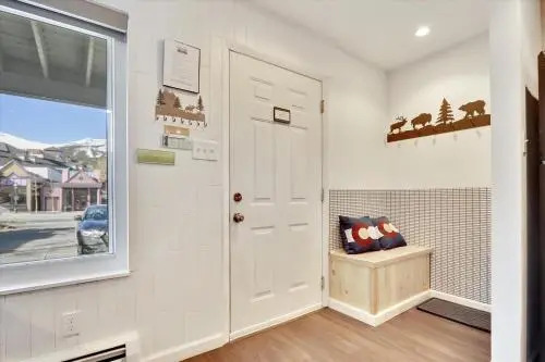 Tannhauser 116 - 2 Br Condo