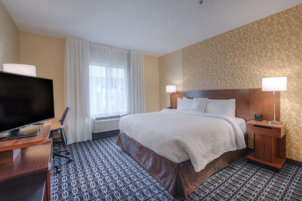 Fairfield Inn & Suites by Marriott Charlotte Airport