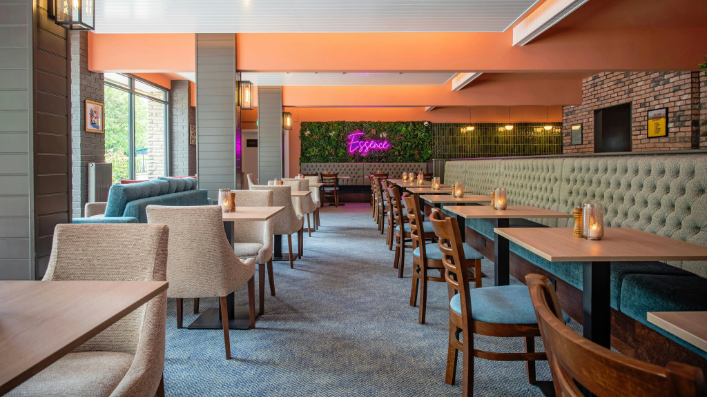 Tiverton Hotel Lounge & Venue