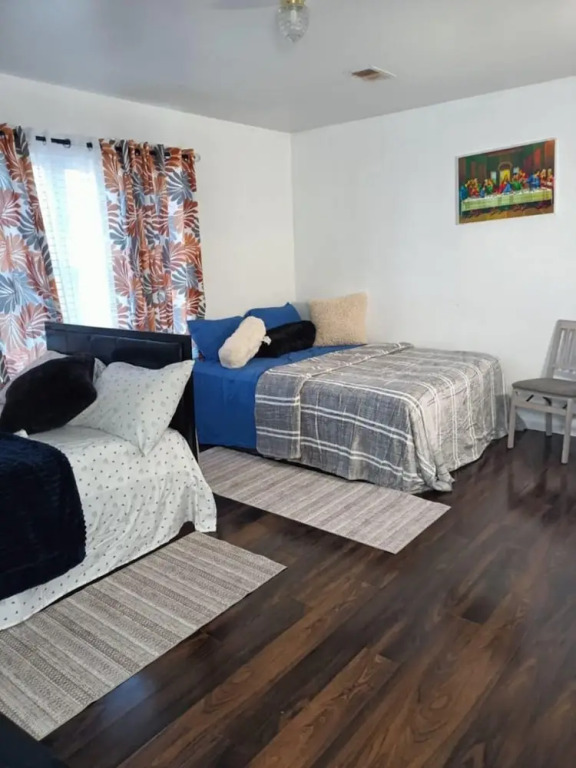 Fada Guest House - 38 Yates Ave Newark