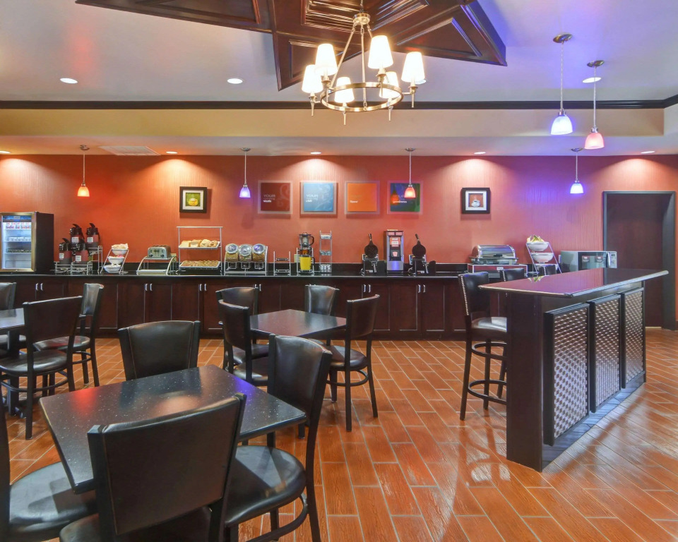 Comfort Suites Lake Worth