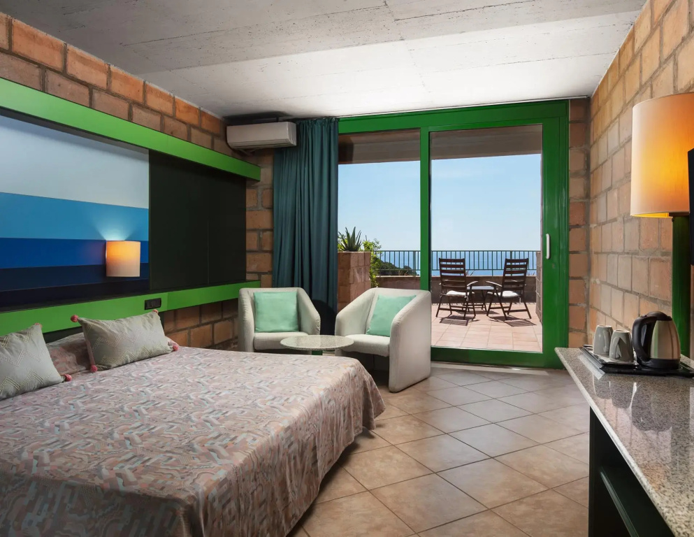 Eco Village Baia Delle Ginestre