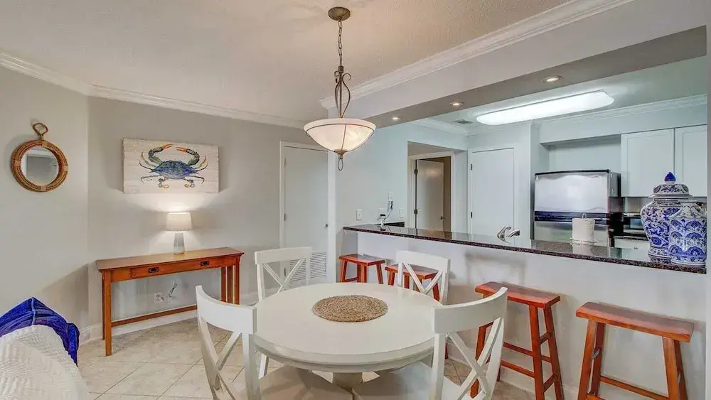 308 Summerhouse by Avantstay Oceanview Condo w/ Community Pool Access