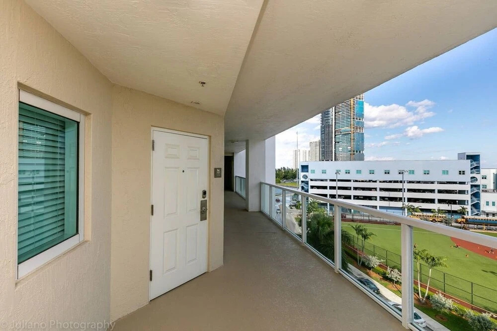 Le Marina Bay 707 by Go Florida Condo, Sunny Isles.