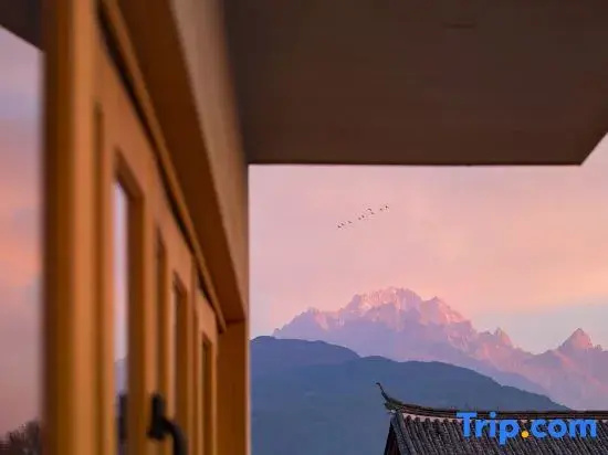 Lijiang Floating Lab