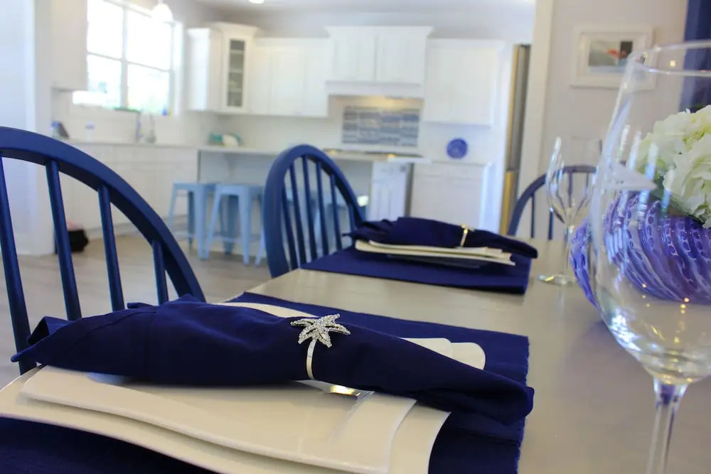 Darien Waterfront Inn