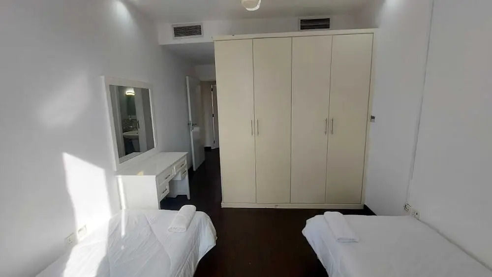 Dubai- 1bhk Villa Townhouse