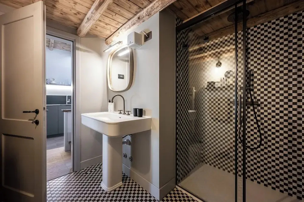 Boutique Guesthouse GIUS La Damaglück