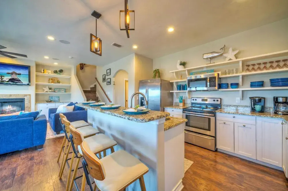 2 Homes, Sleeps 22 Steps to the Beach, Private Pool, Fire Pit, Balcony Views