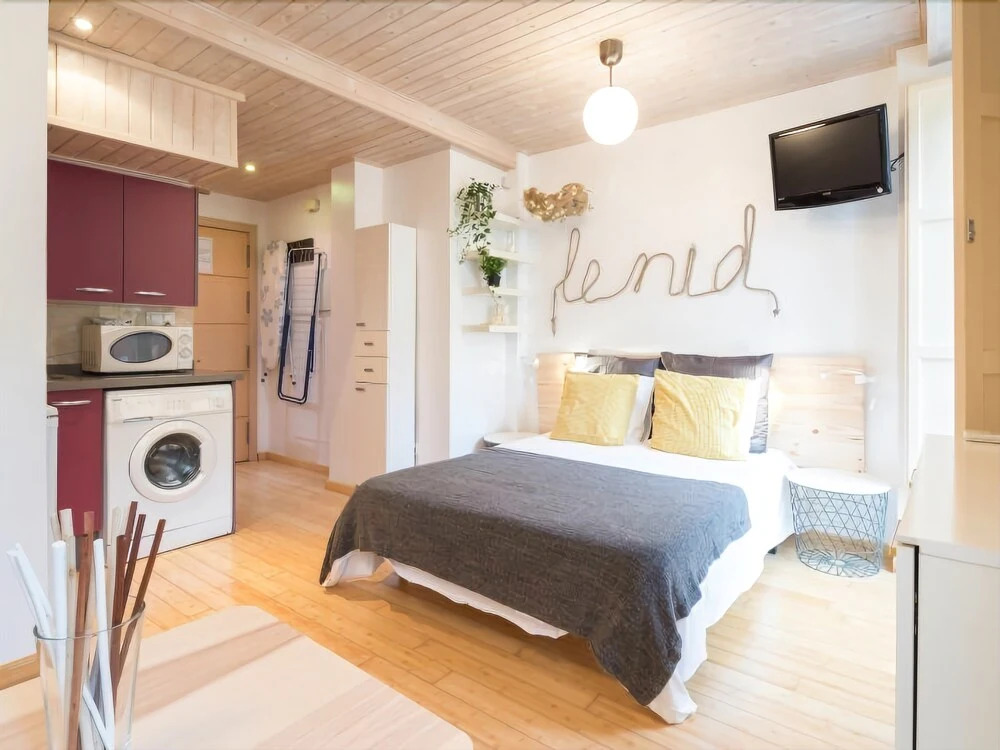 Letmalaga Lenid