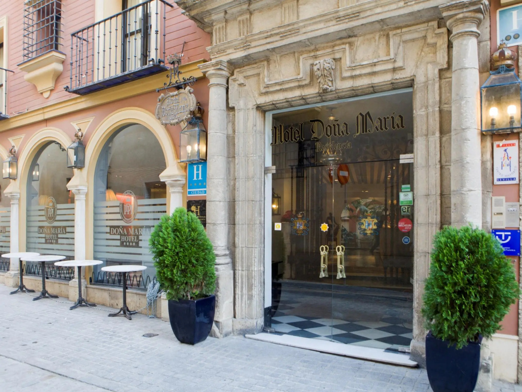 Hotel Doña María