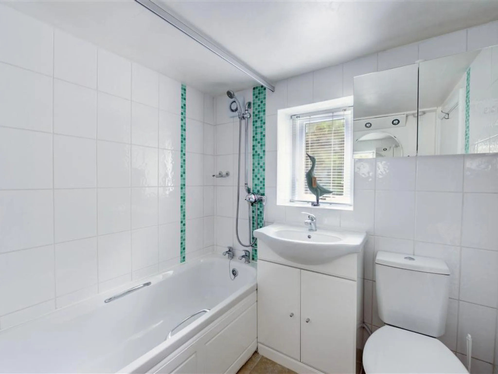 Holiday Home Chapel Tree