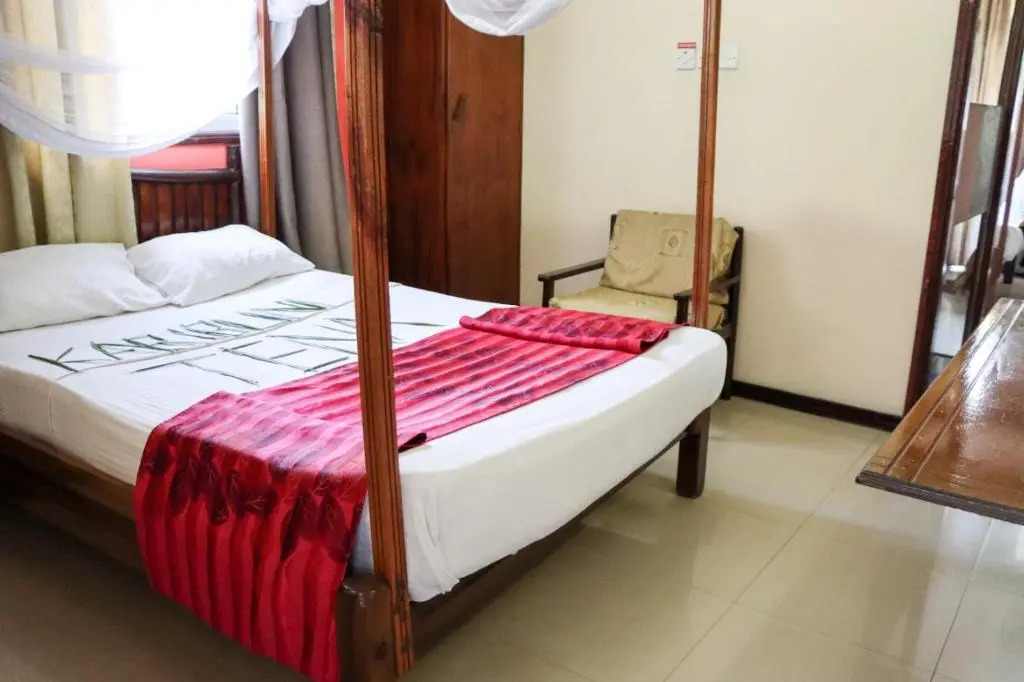 Darajani Hotel