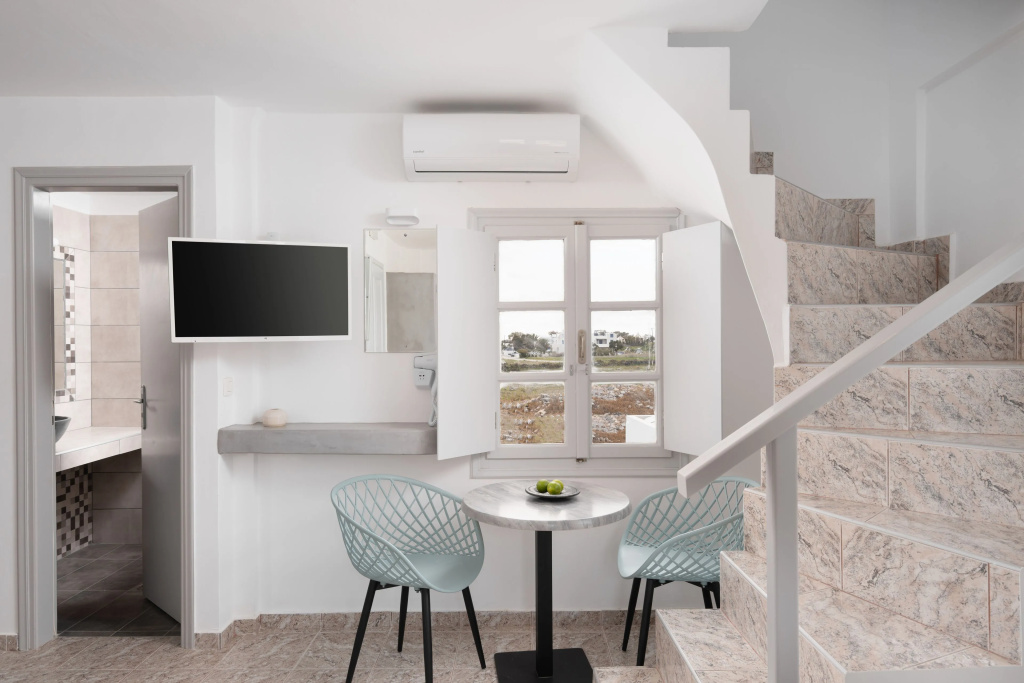 White Lily Suites & Lofts
