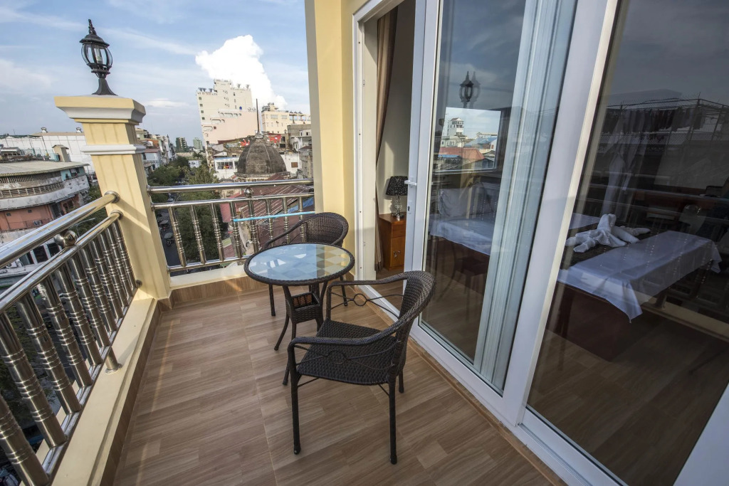 Phnom Penh Le Vincent Hotel