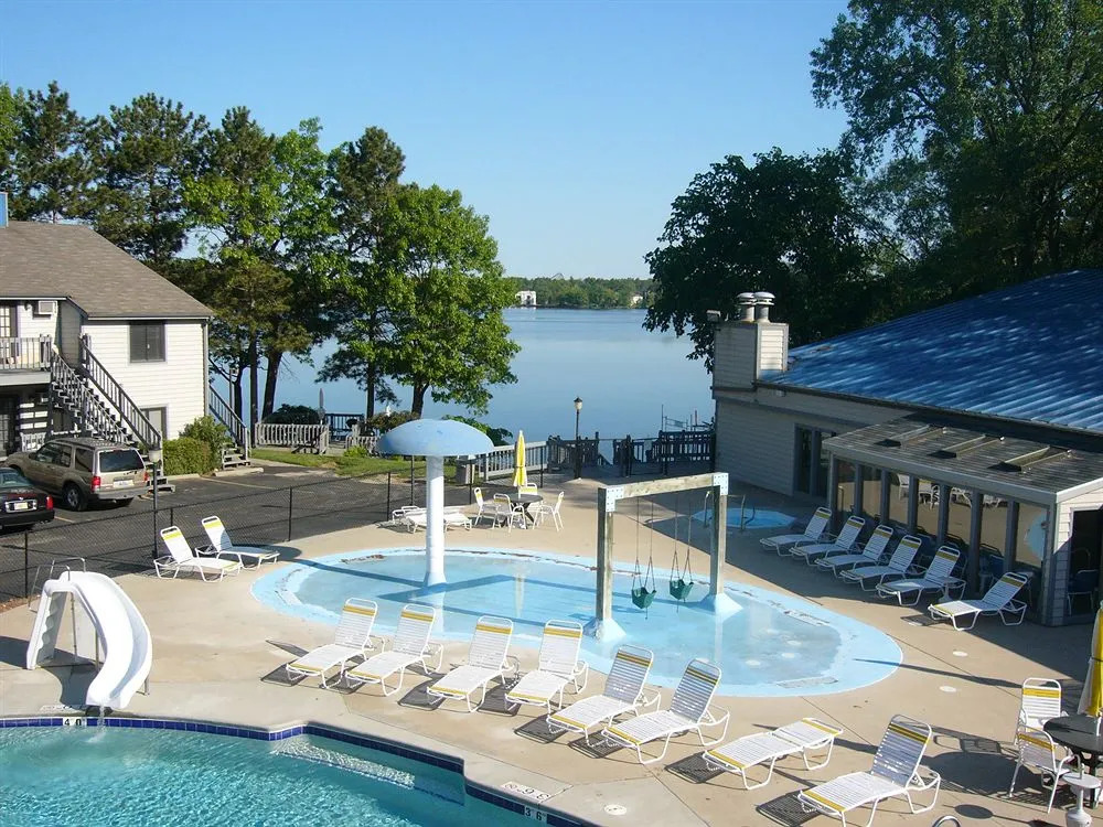 Caribbean Club Resort