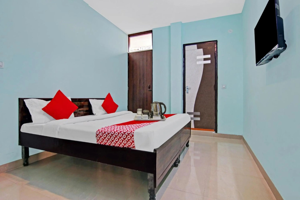 OYO Flagship 70330 Mohan Villa