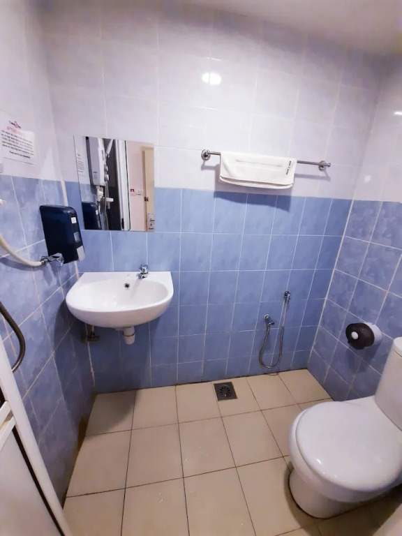 Good 2 Stay Hotel Oyo Rooms