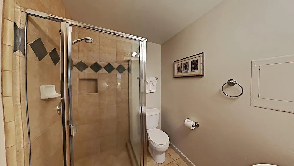 611 4 Bedroom Home