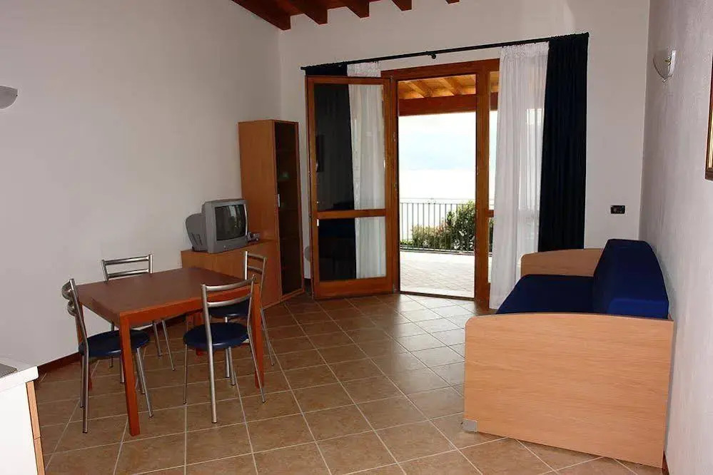 Residence Borgo Dei Limoni - Appartamenti con Garage
