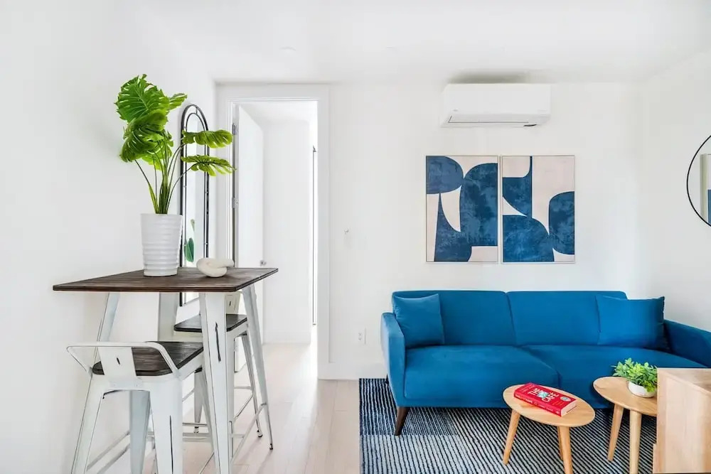 48 Midtown West Apt