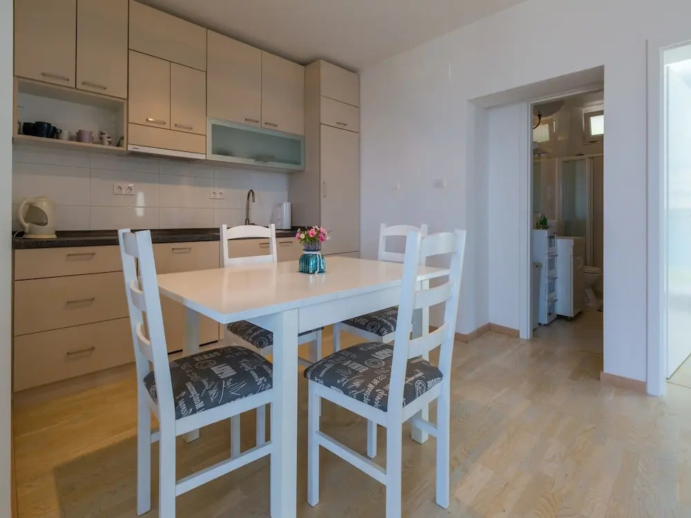Apartment Mirta