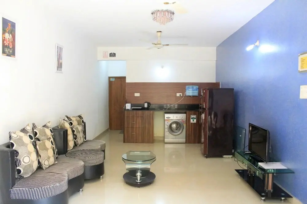 Spacious Fully AC Apartment - CM040